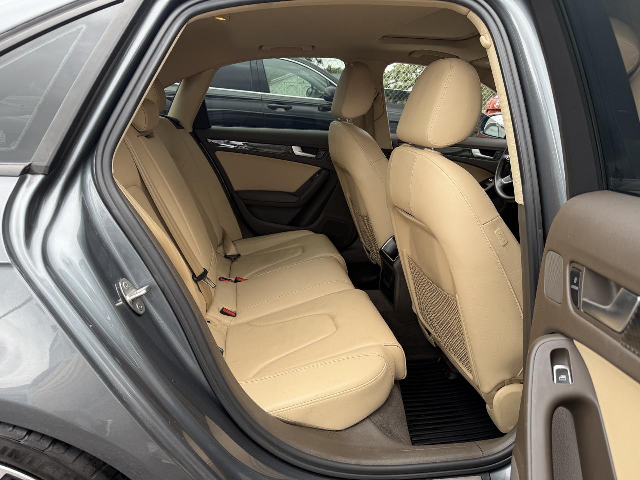 Audi A4 2.0T Sedan quattro Tiptronic 2014