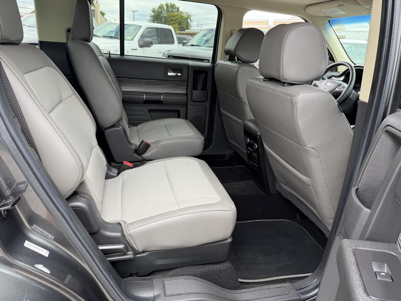 Ford Flex SEL FWD 2019
