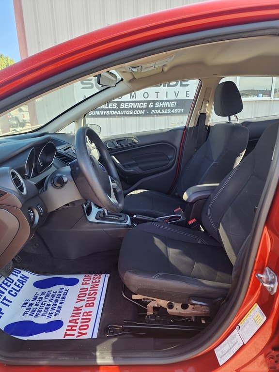 2018 Ford Fiesta SE Sedan