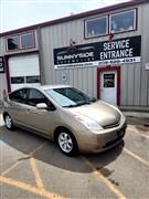 2005 Toyota Prius  2005 Toyota Prius
