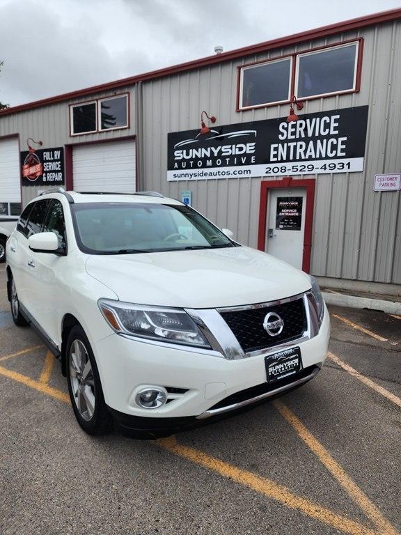 2015 Nissan Pathfinder 4WD 4dr Platinum