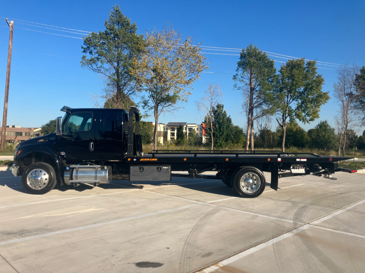 International MV607  2025 International MV607  2025