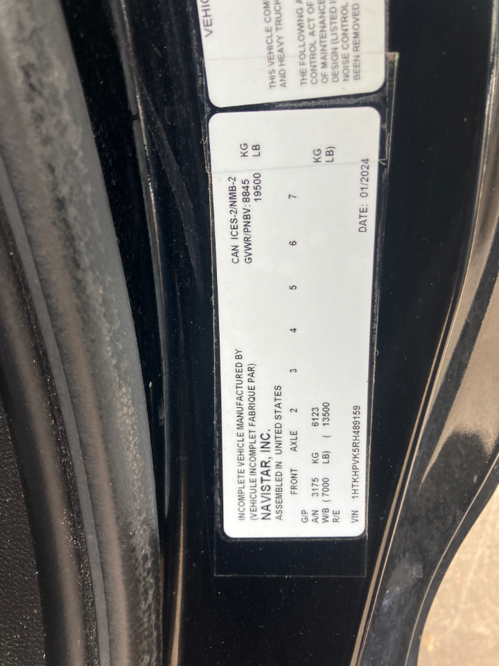 Chevrolet Silverado Medium Duty  2024