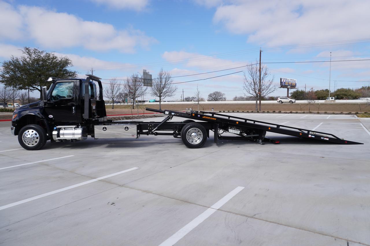 International MV607  2026