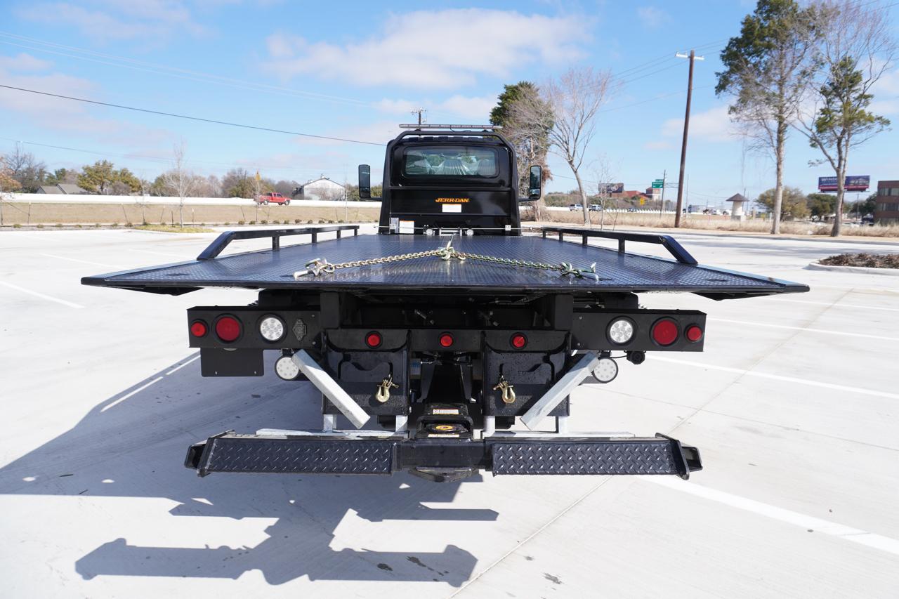 International MV607  2026