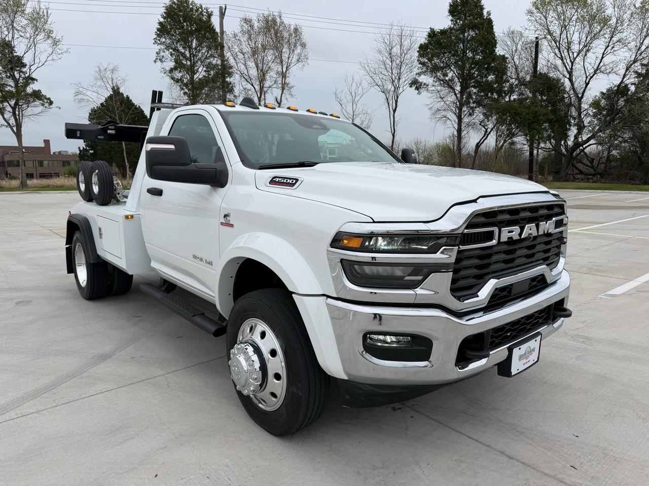 RAM 4500 Regular Cab SWB 2WD DRW 2026