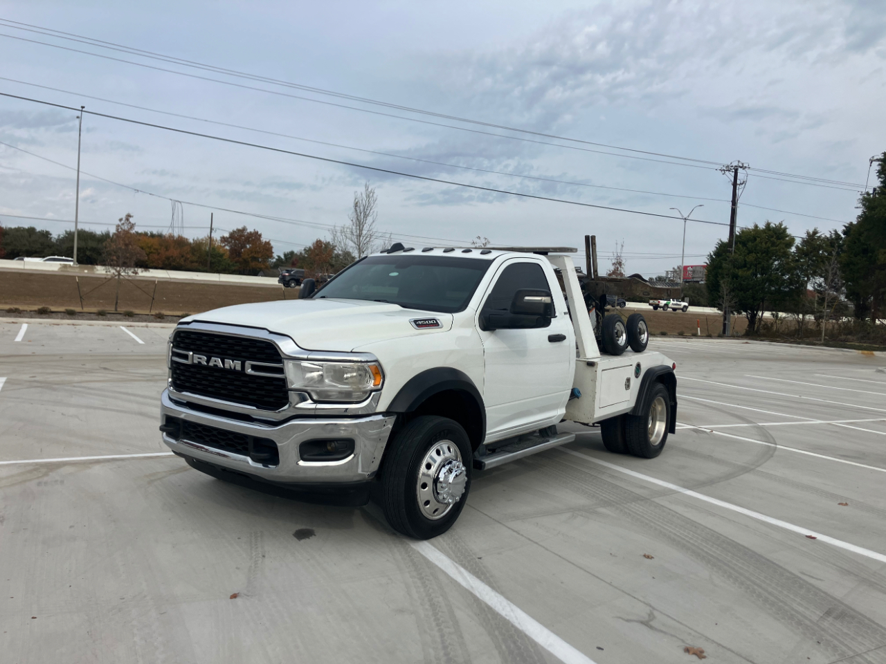 RAM 4500 Regular Cab SWB 2WD DRW 2023