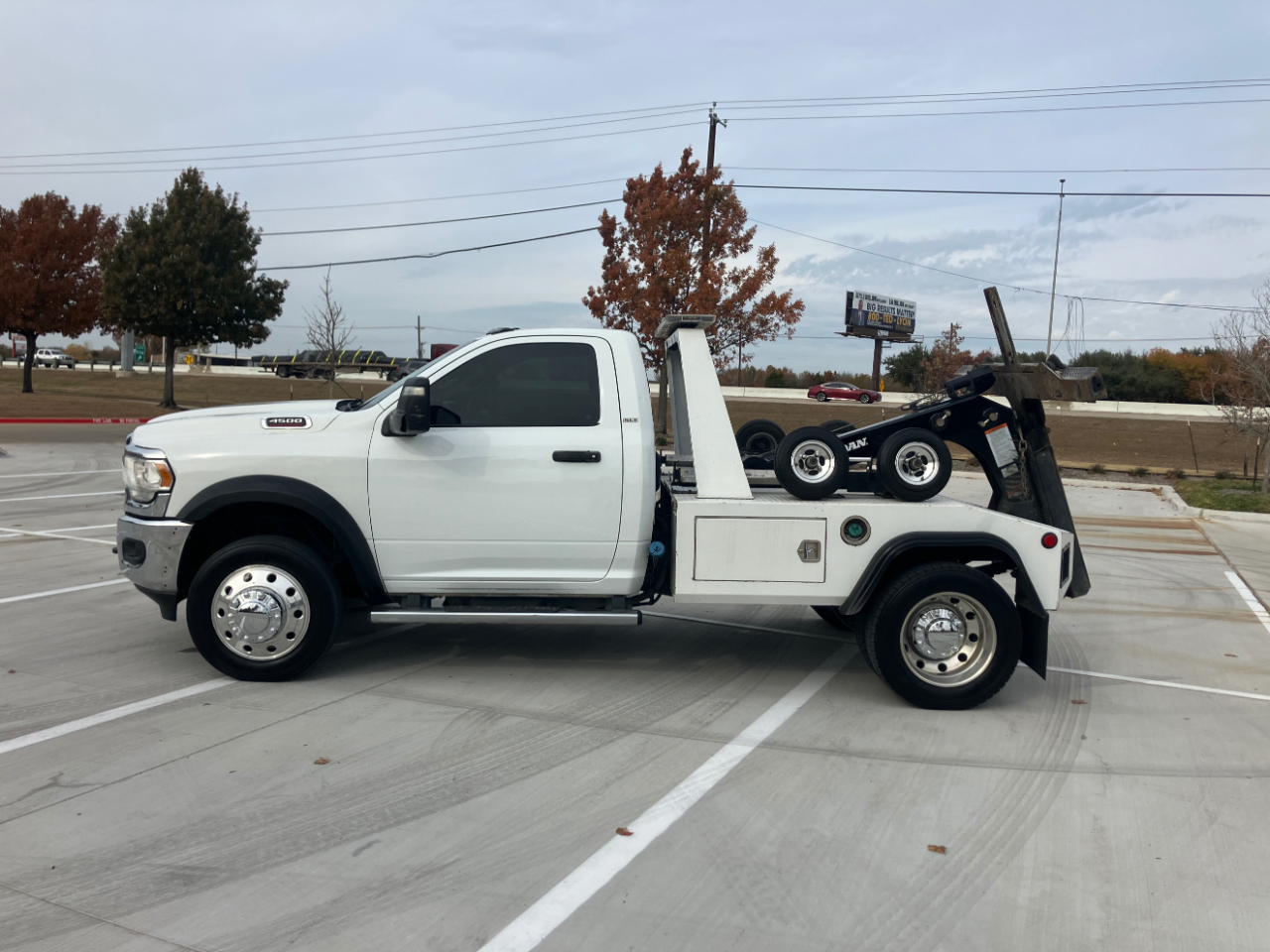 RAM 4500 Regular Cab SWB 2WD DRW 2023