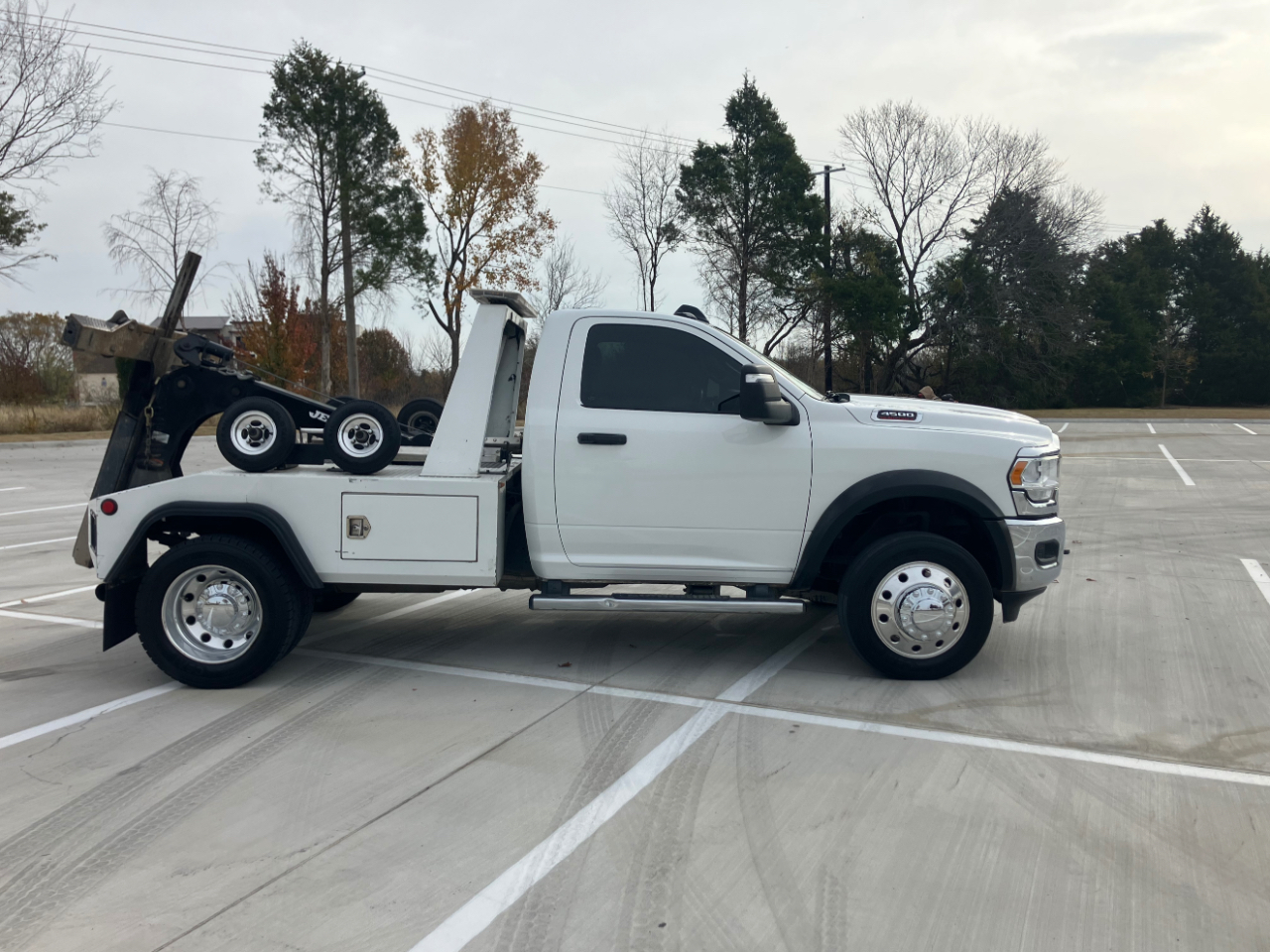 RAM 4500 Regular Cab SWB 2WD DRW 2023