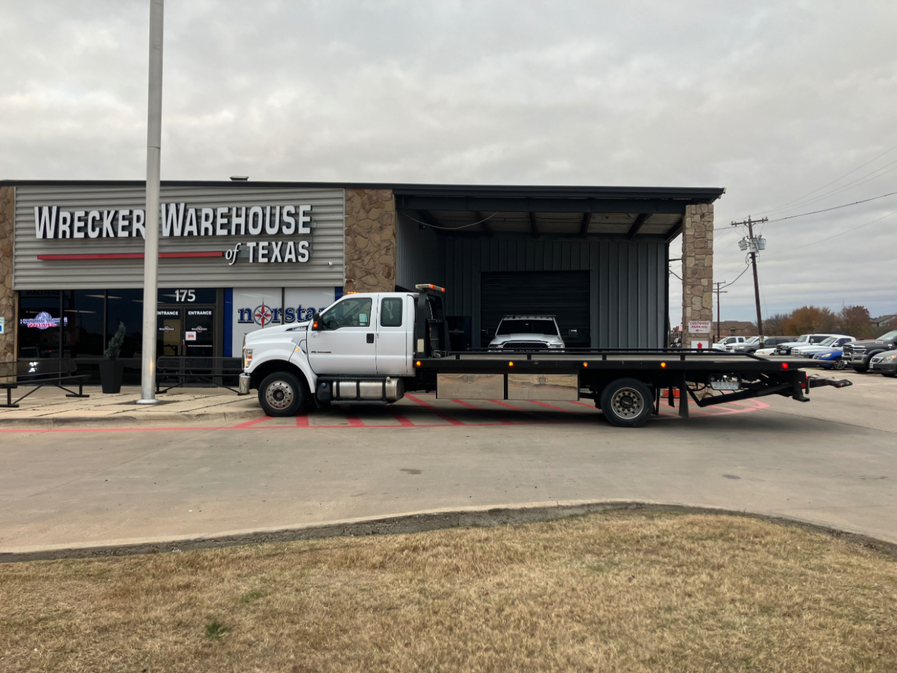 2017 Ford F-650 SuperCab 2WD DRW