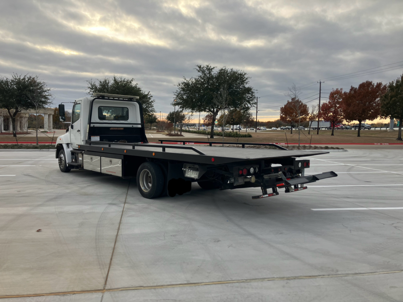 Hino Conventional Cab  2014
