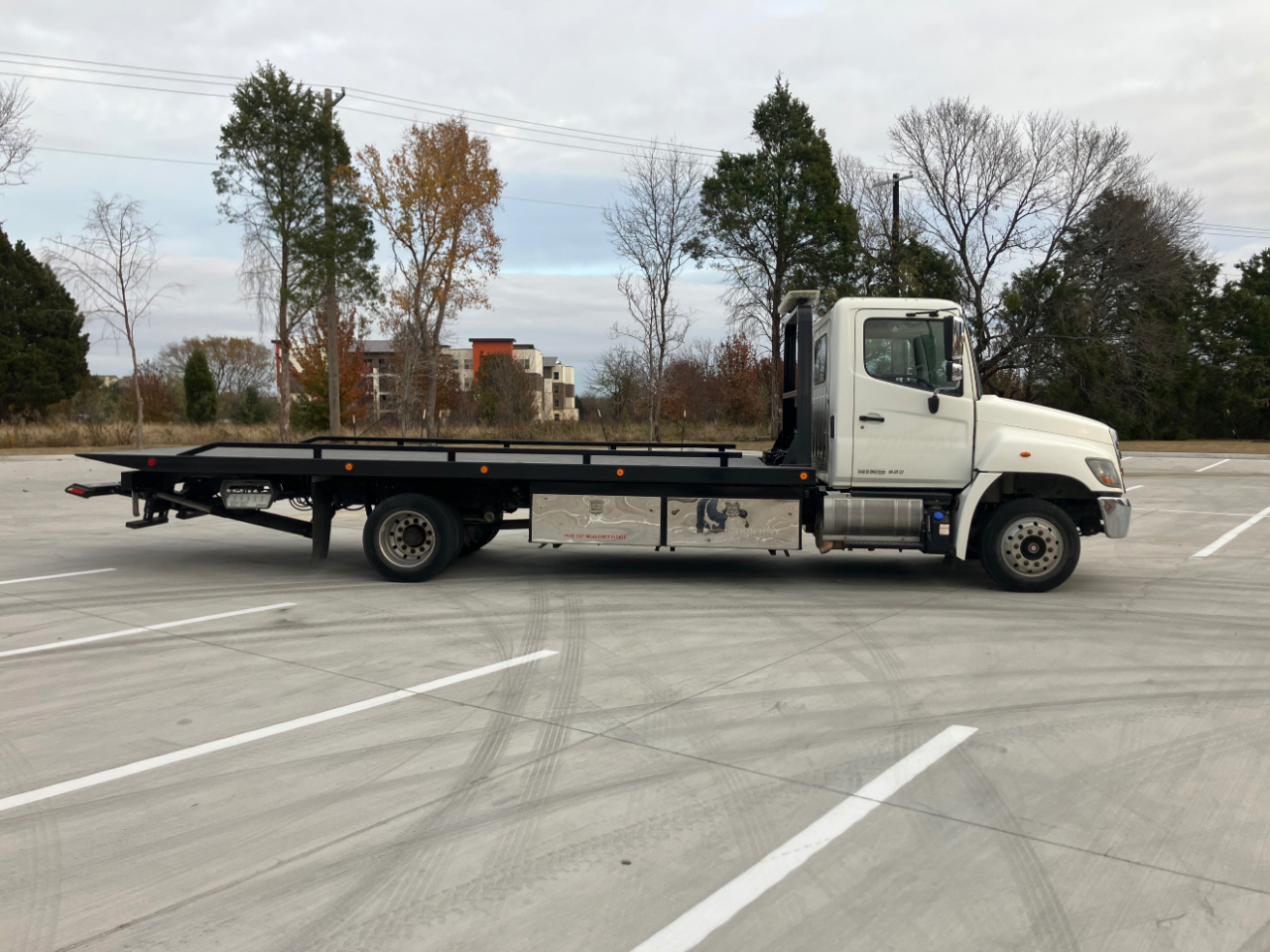 Hino Conventional Cab  2014