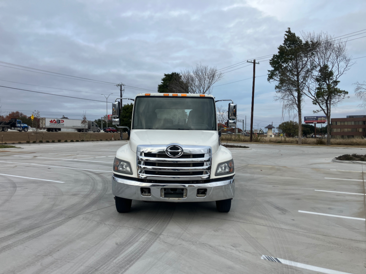 Hino Conventional Cab  2014