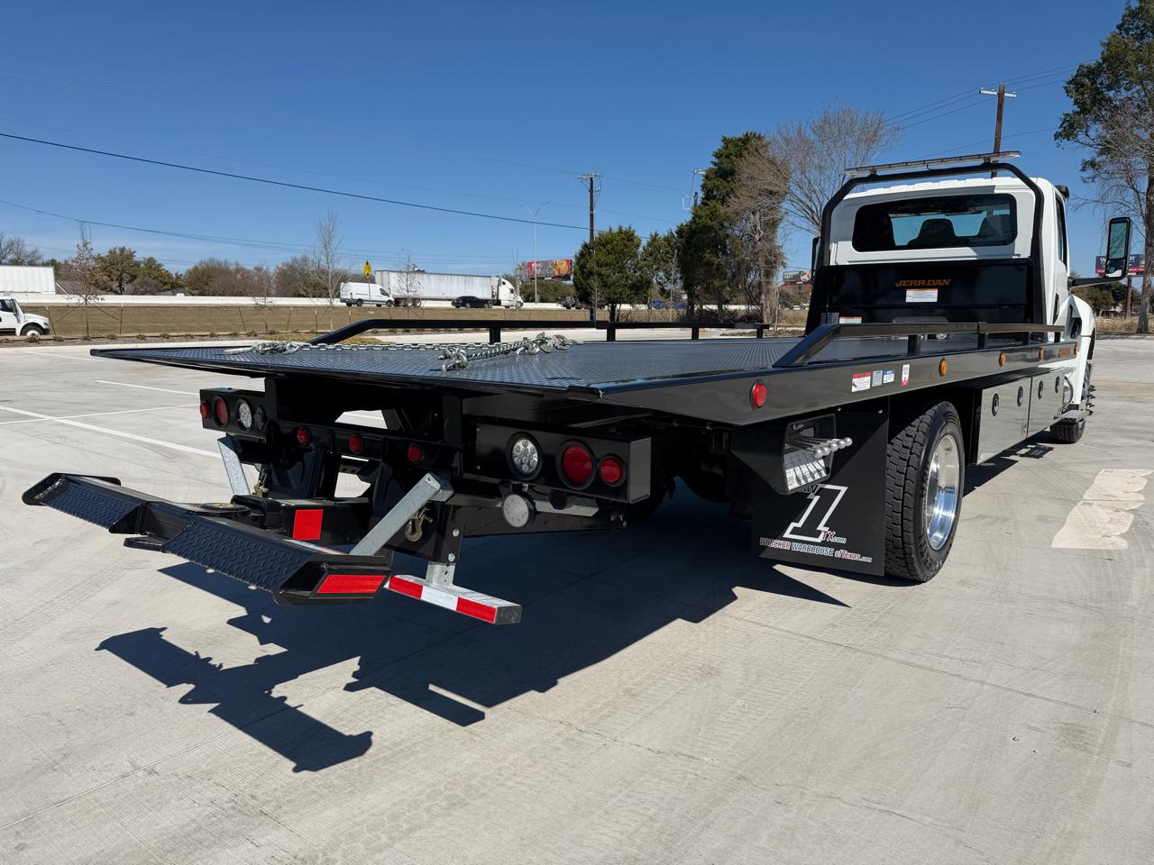 International MV607  2026