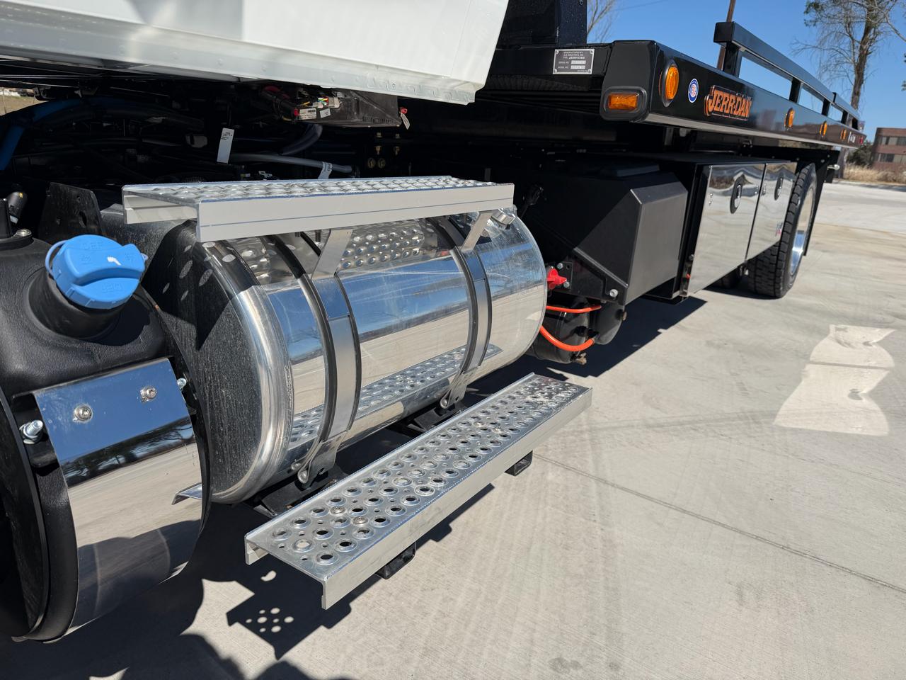 International MV607  2026