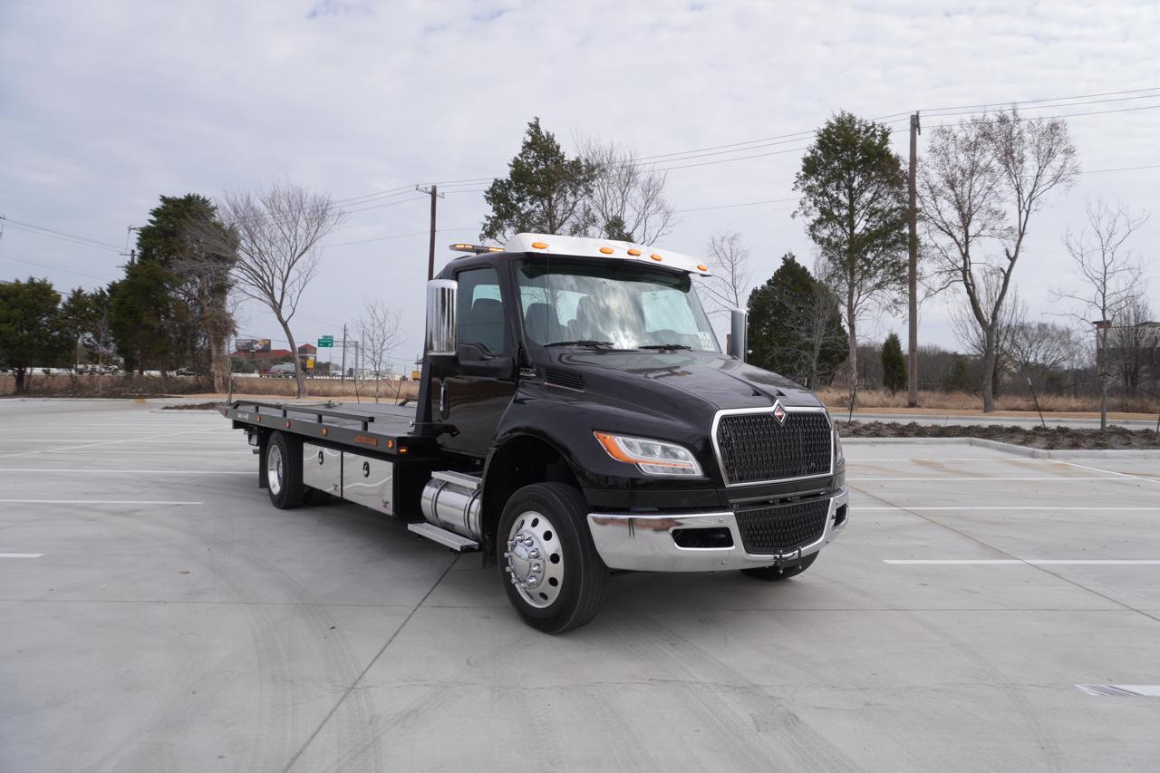 International MV607  2026