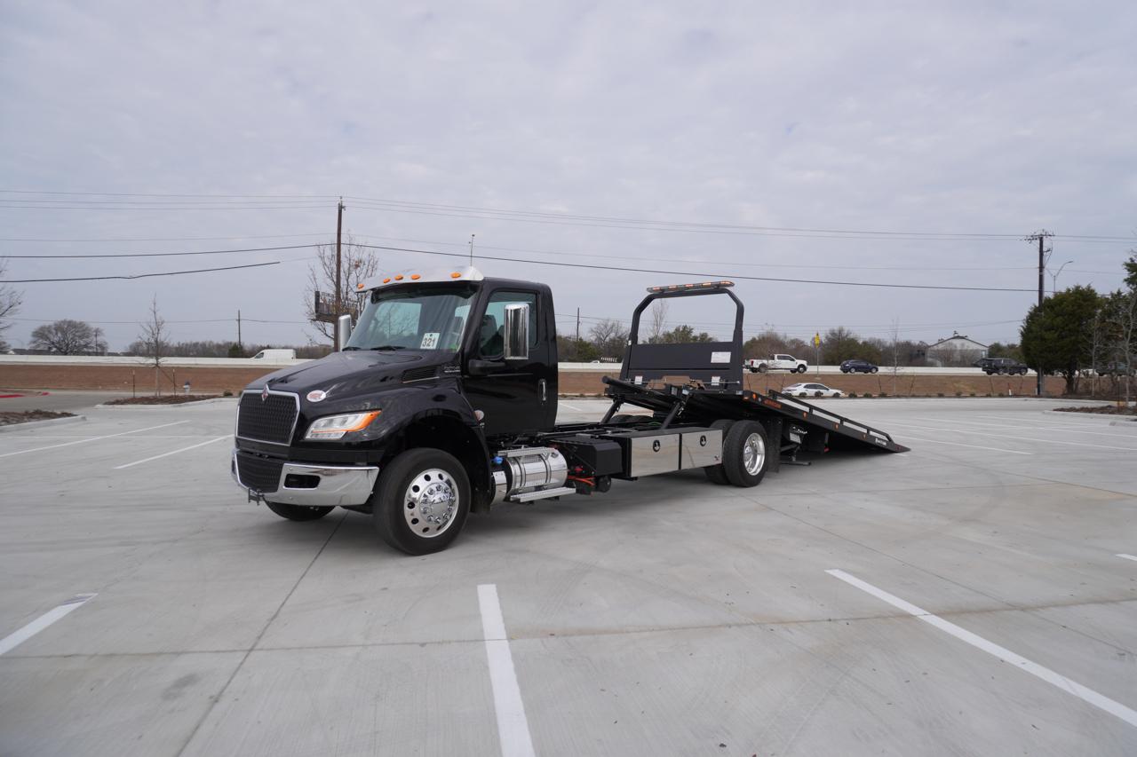 International MV607  2026