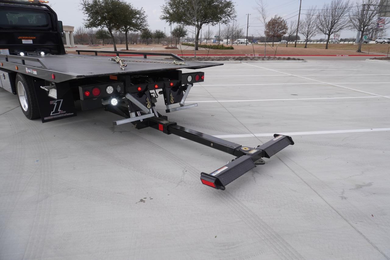 International MV607  2026