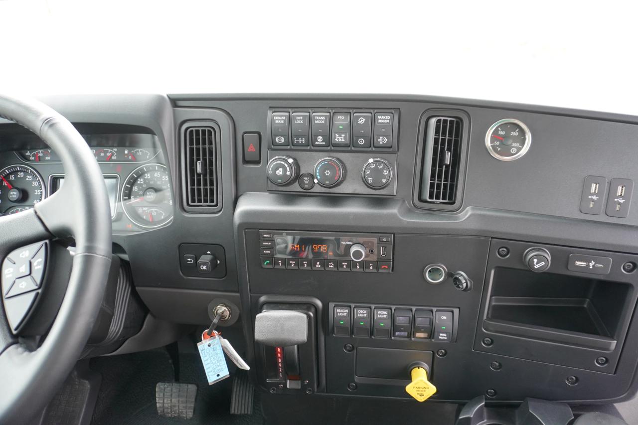 International MV607  2026