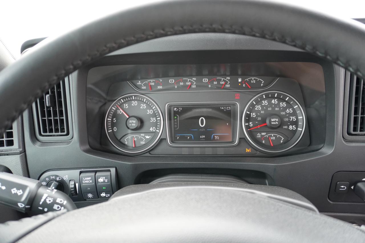 International MV607  2026