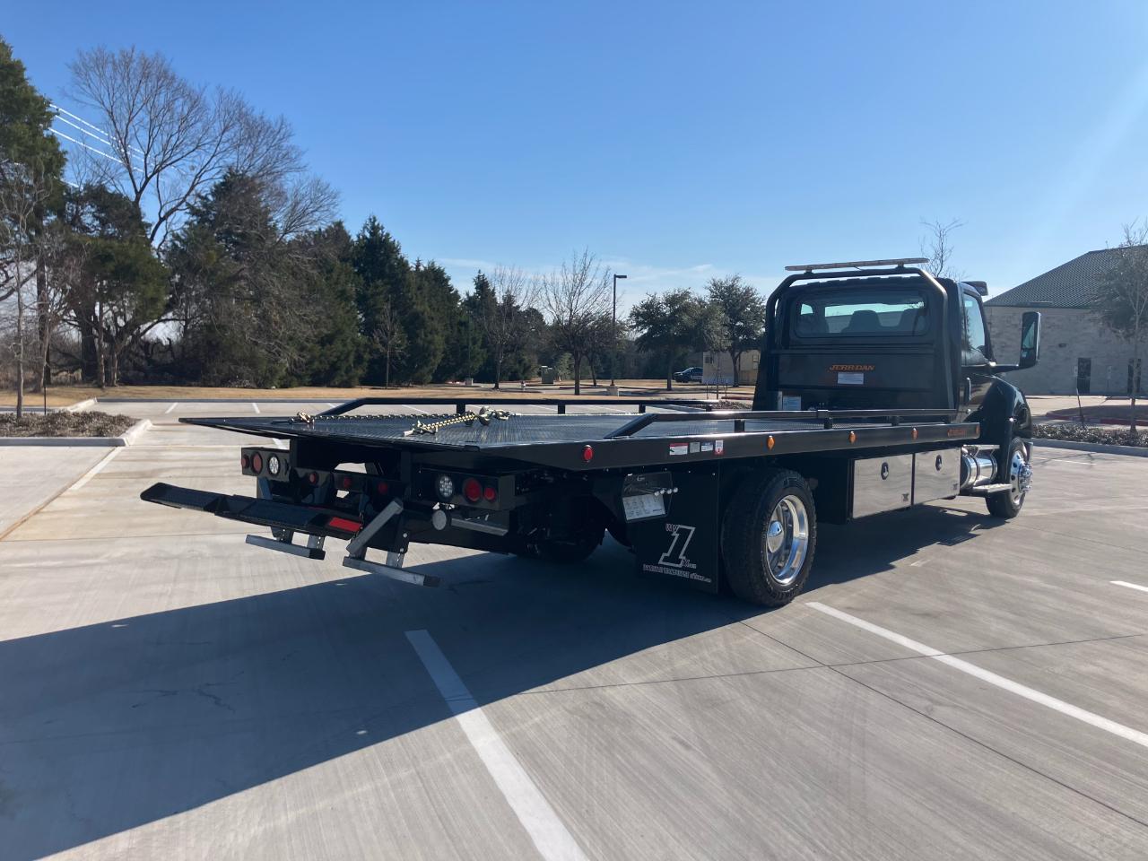 International MV607  2026