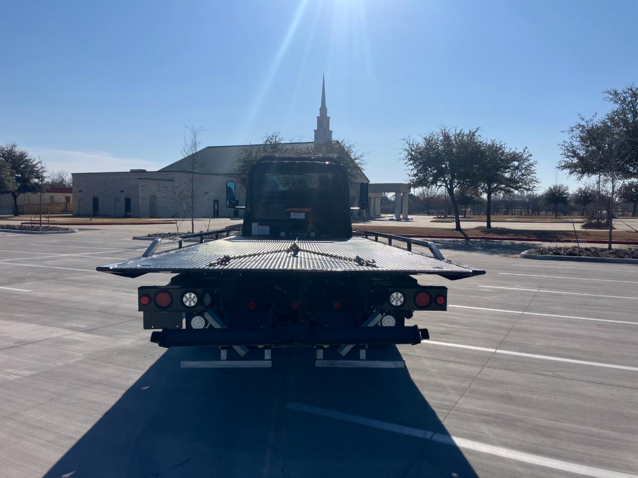 International MV607  2026