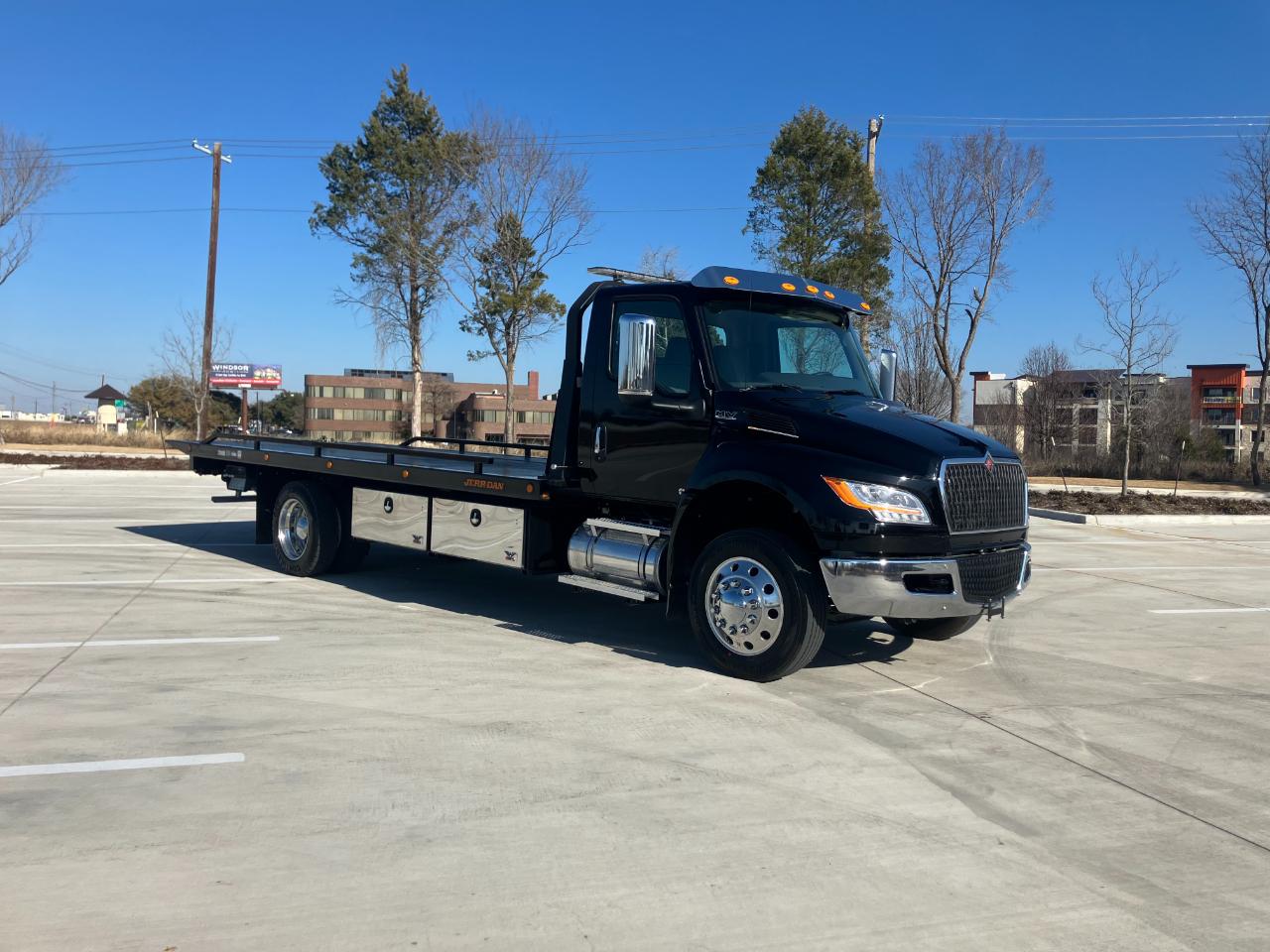 International MV607  2026