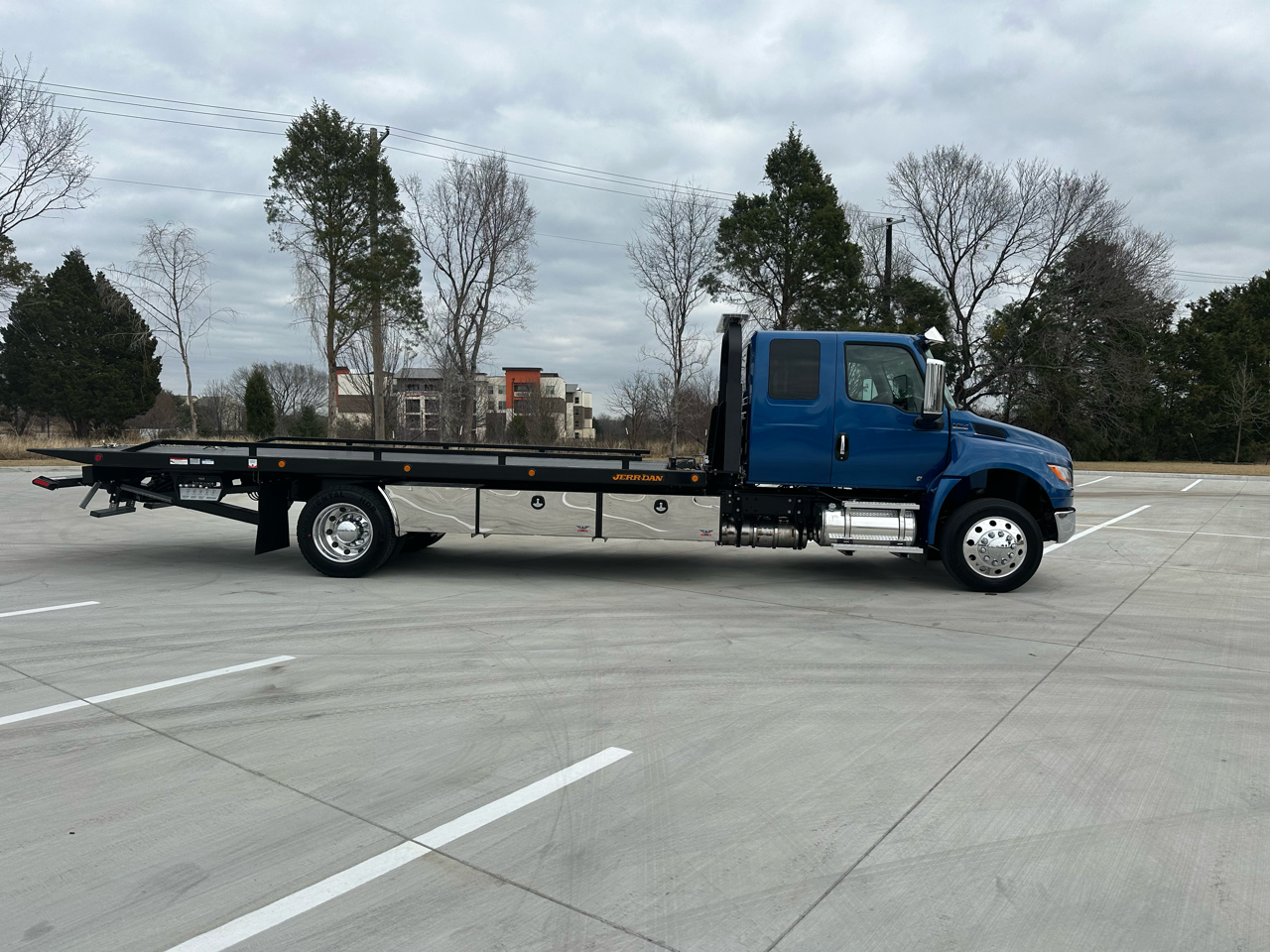 International MV607  2026