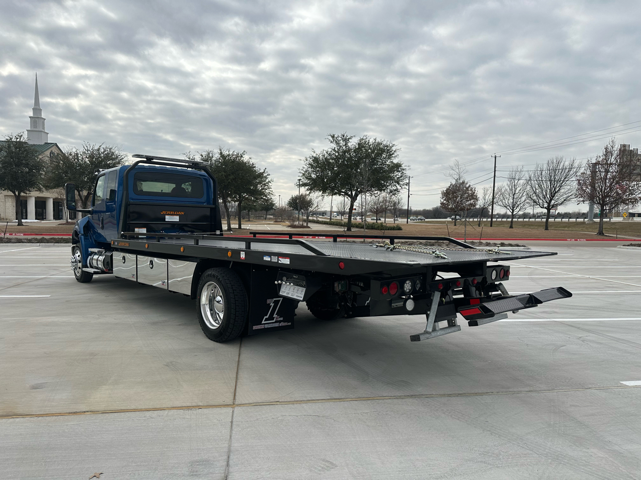 International MV607  2026