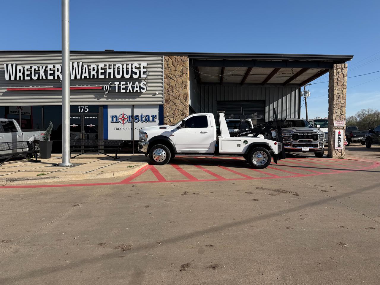 RAM 4500 Regular Cab SWB 2WD DRW 2022