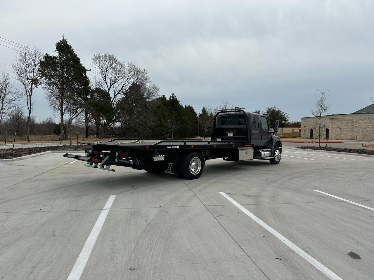 International MV607  2026