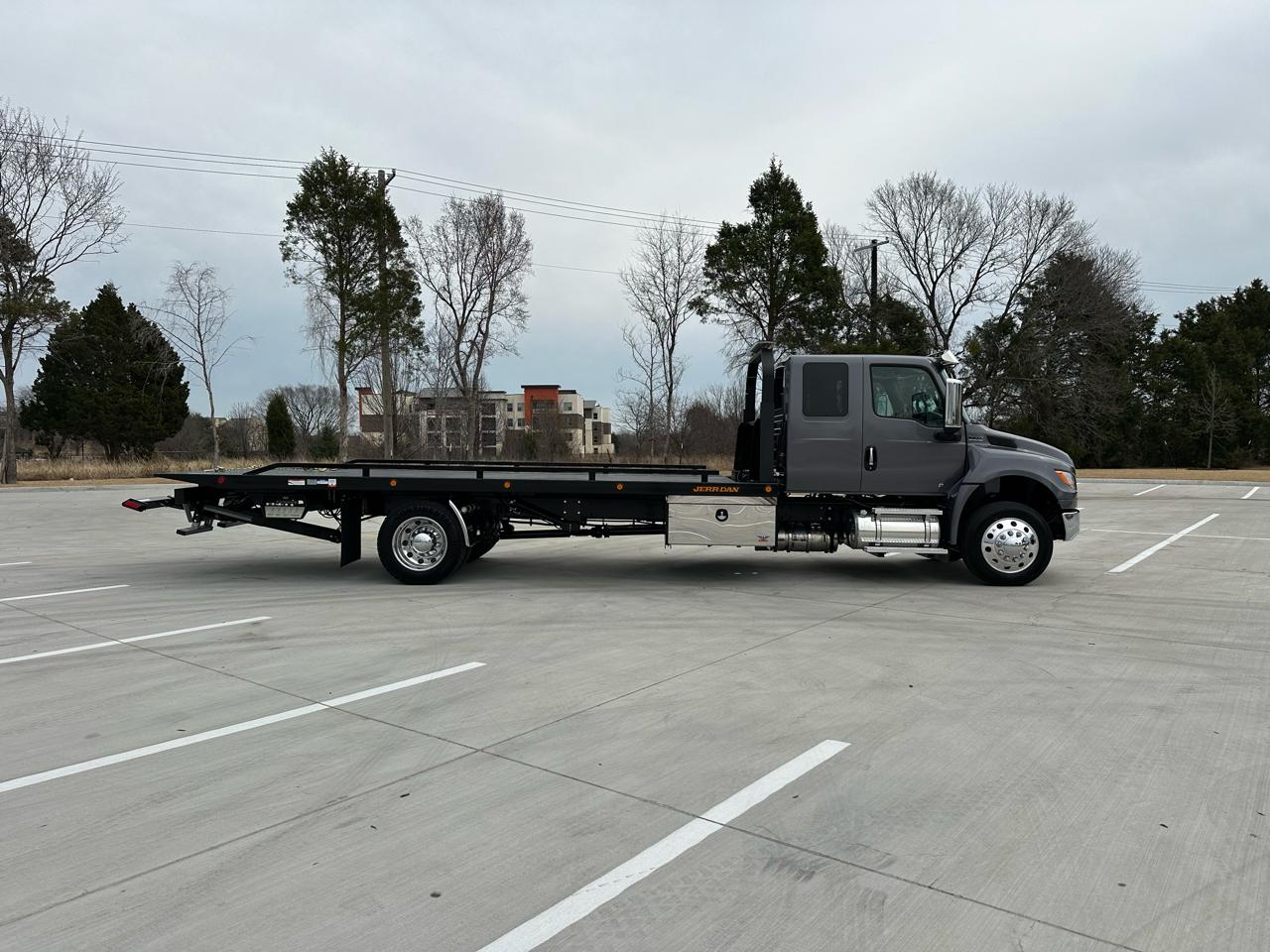 International MV607  2026