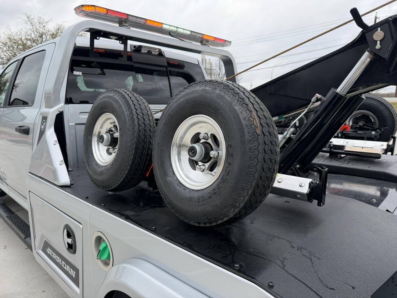 RAM 5500 Crew Cab SWB 4WD DRW 2026