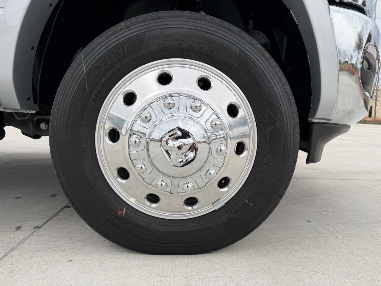 RAM 5500 Crew Cab SWB 4WD DRW 2026