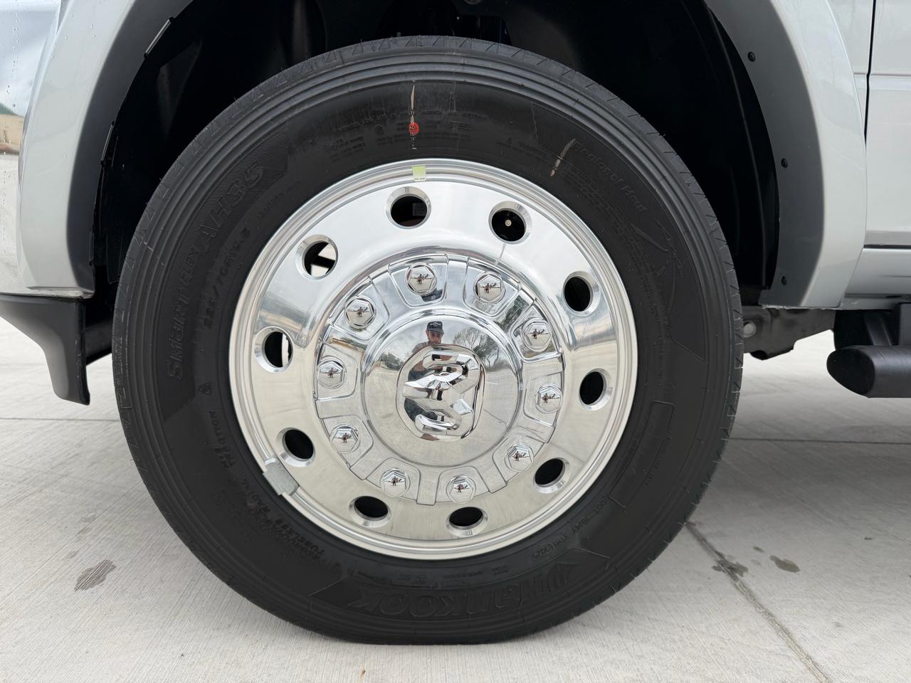 RAM 5500 Crew Cab SWB 4WD DRW 2026