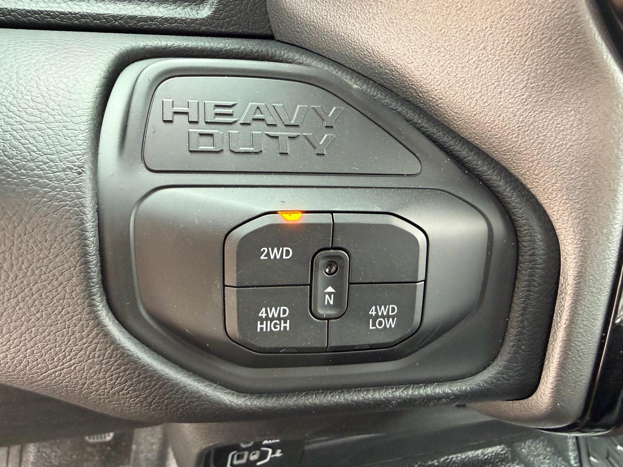 RAM 5500 Crew Cab SWB 4WD DRW 2026