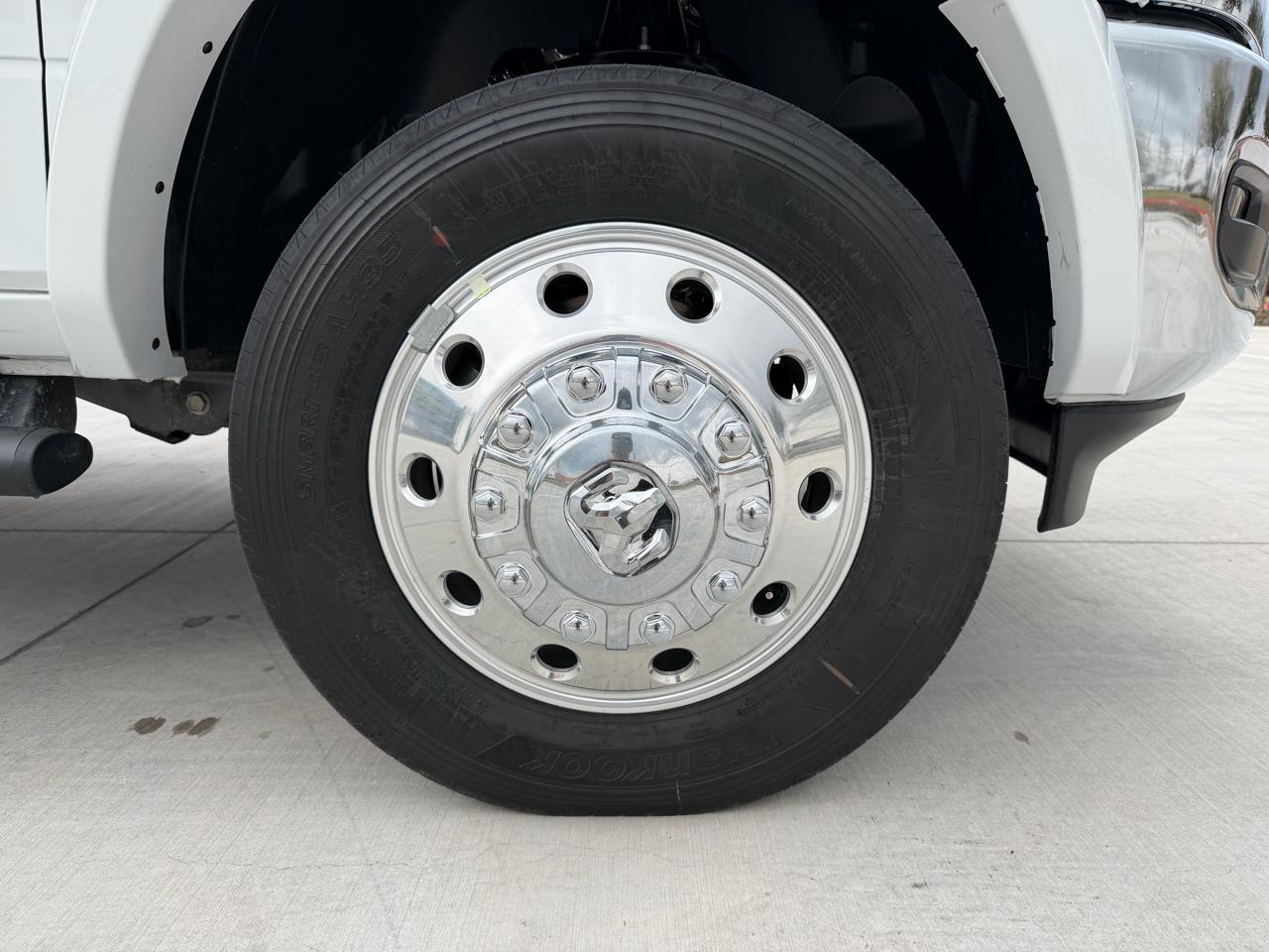 RAM 5500 Crew Cab SWB 4WD DRW 2026