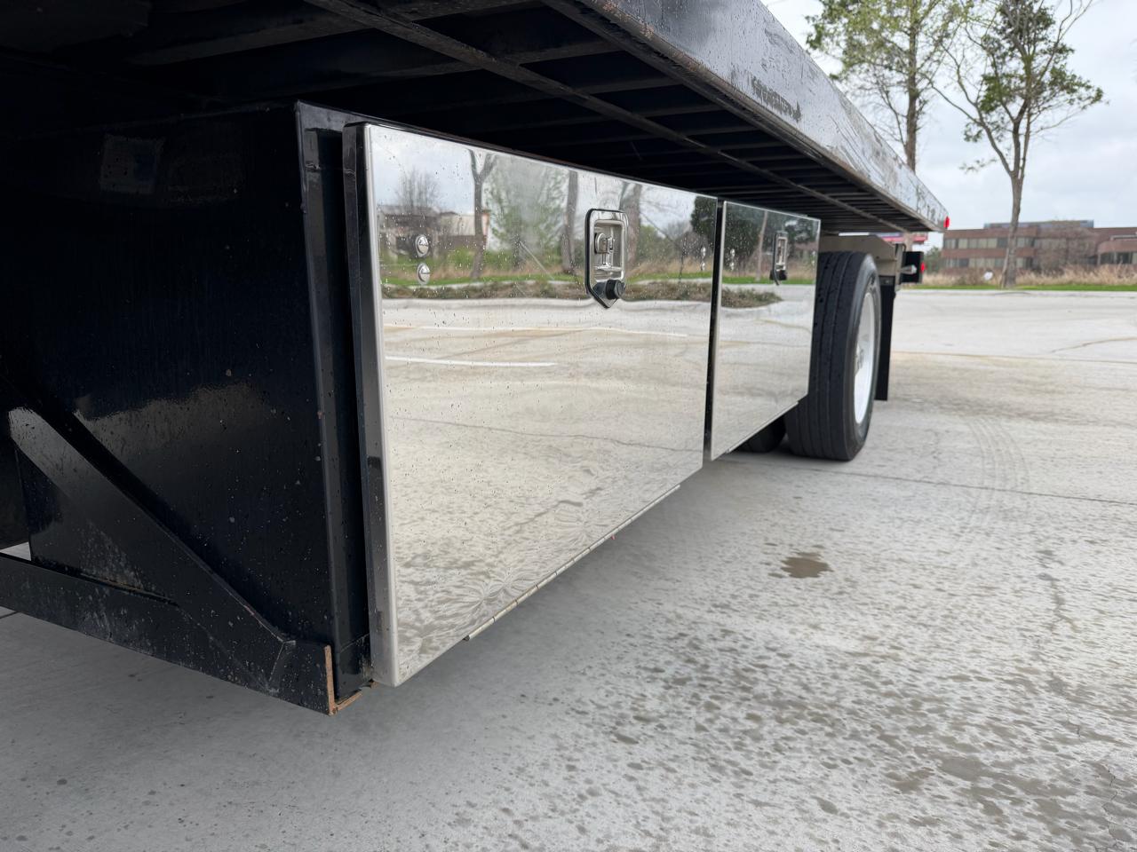 Hino Conventional Cab  2016