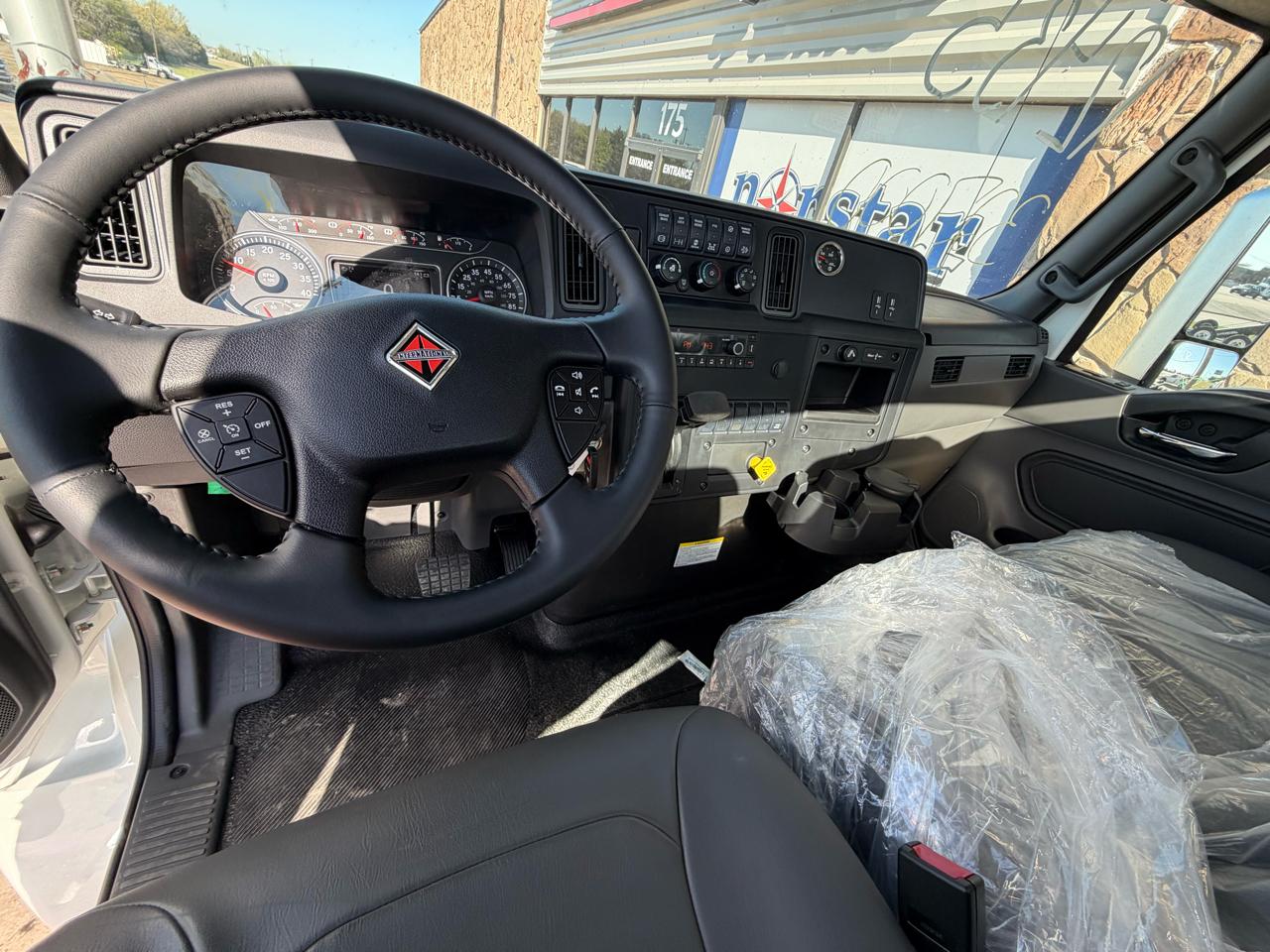 International MV607  2027