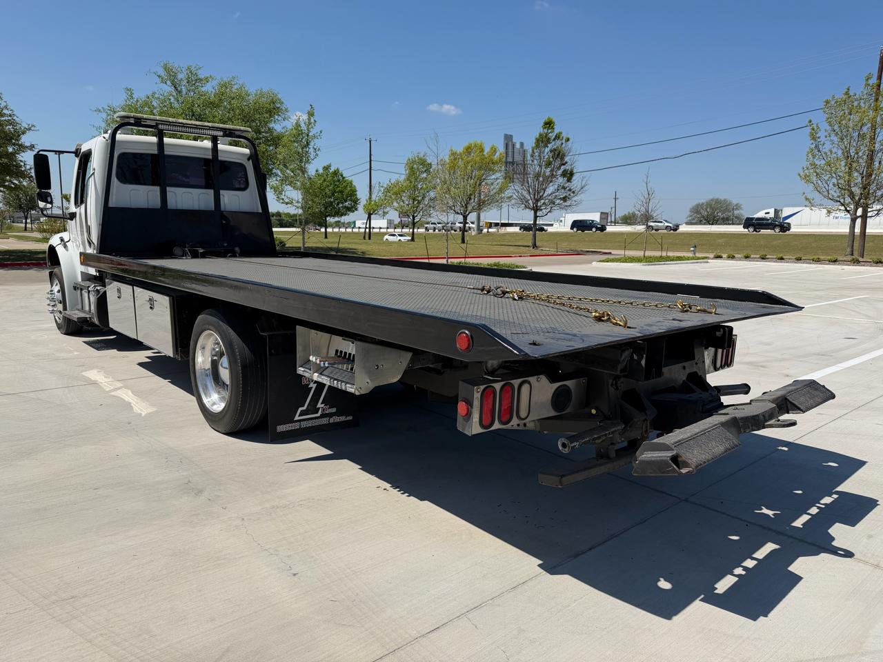 Freightliner M2 106  2017