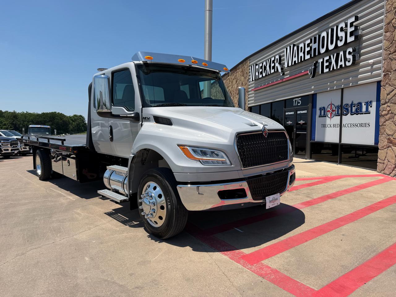 2027 International MV607 