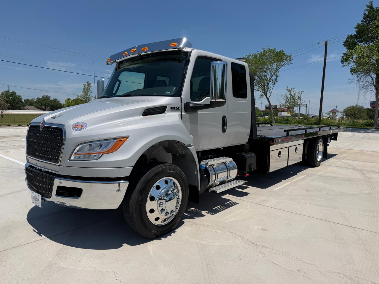 International MV607  2027