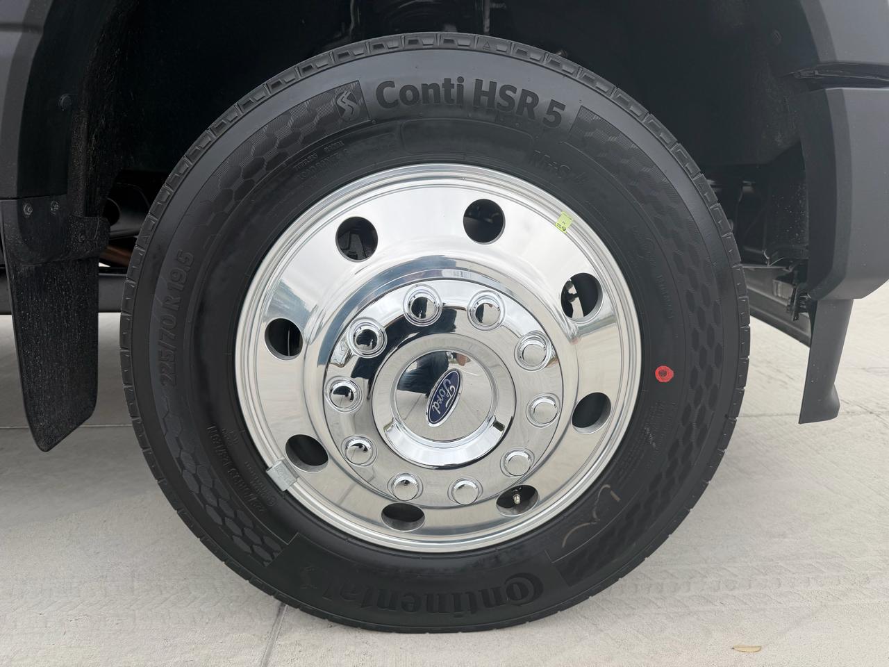 Ford F-450 SD Regular Cab DRW 2WD 2026