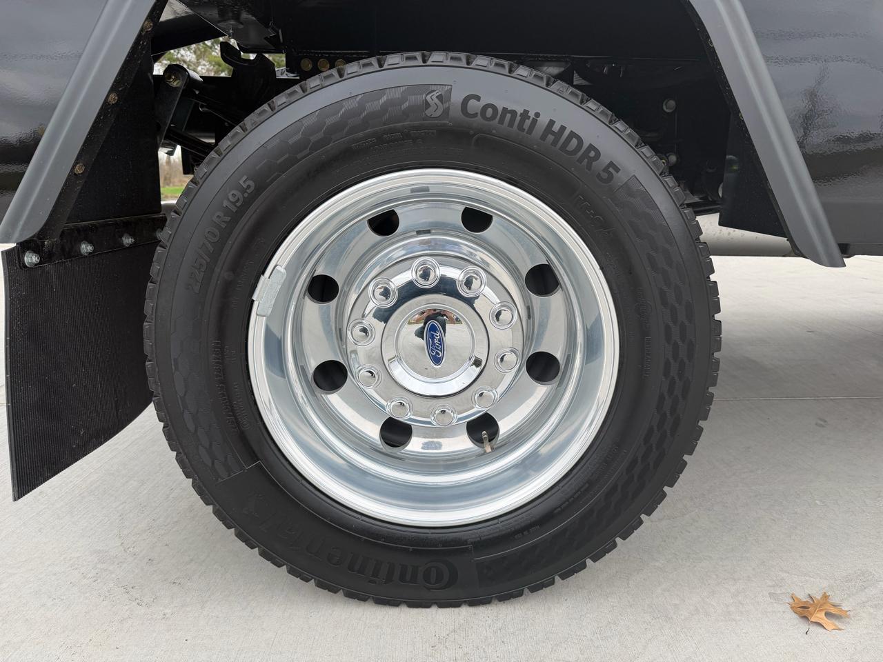 Ford F-450 SD Regular Cab DRW 2WD 2026