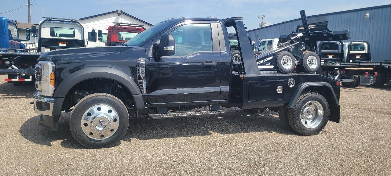 Ford F-450 SD Regular Cab DRW 2WD 2026