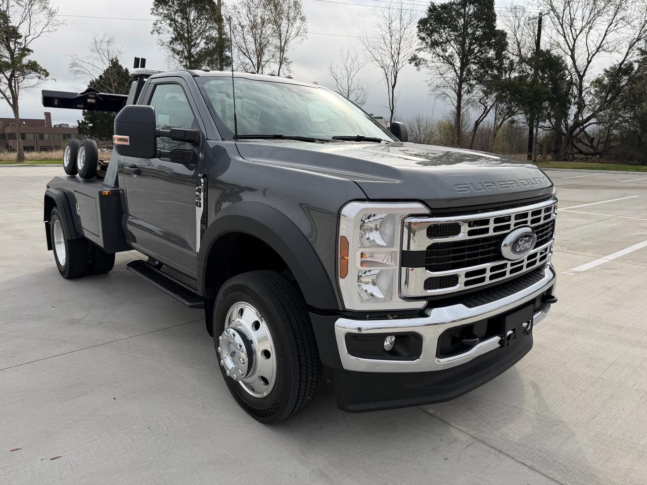 Ford F-450 SD Regular Cab DRW 2WD 2026