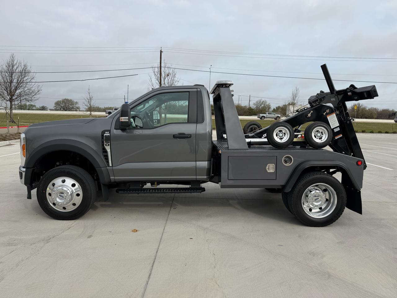 Ford F-450 SD Regular Cab DRW 2WD 2026