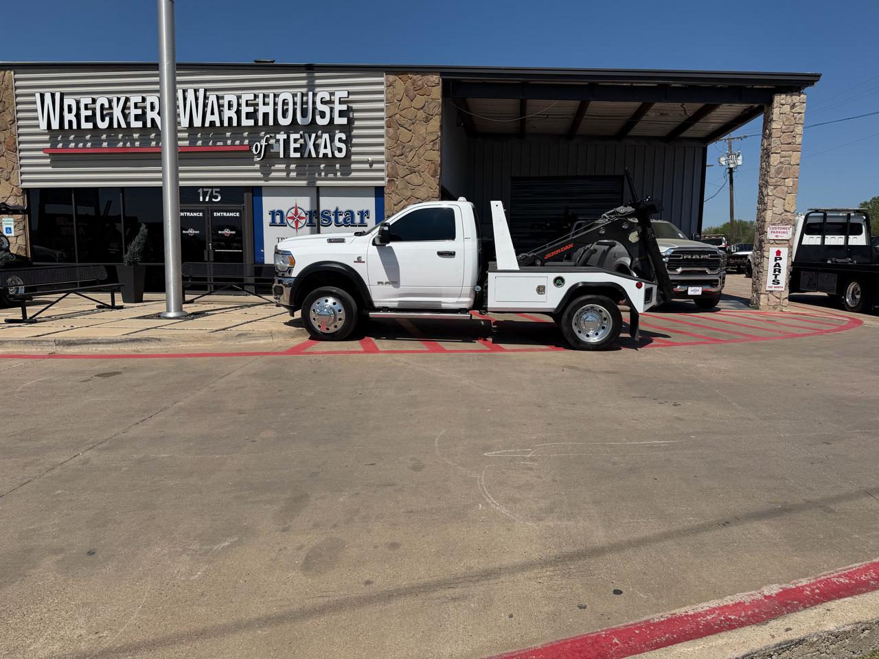 RAM 4500 Regular Cab SWB 2WD DRW 2023