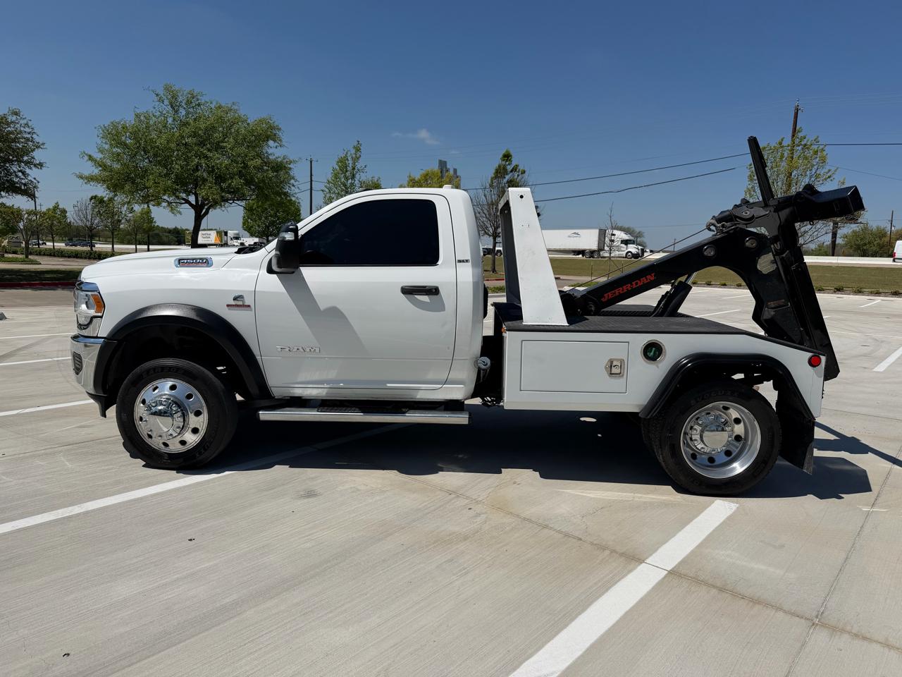 RAM 4500 Regular Cab SWB 2WD DRW 2023