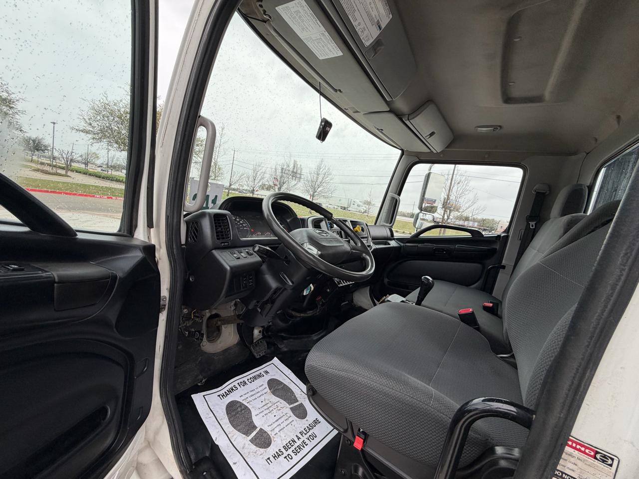 Hino Conventional Cab  2016